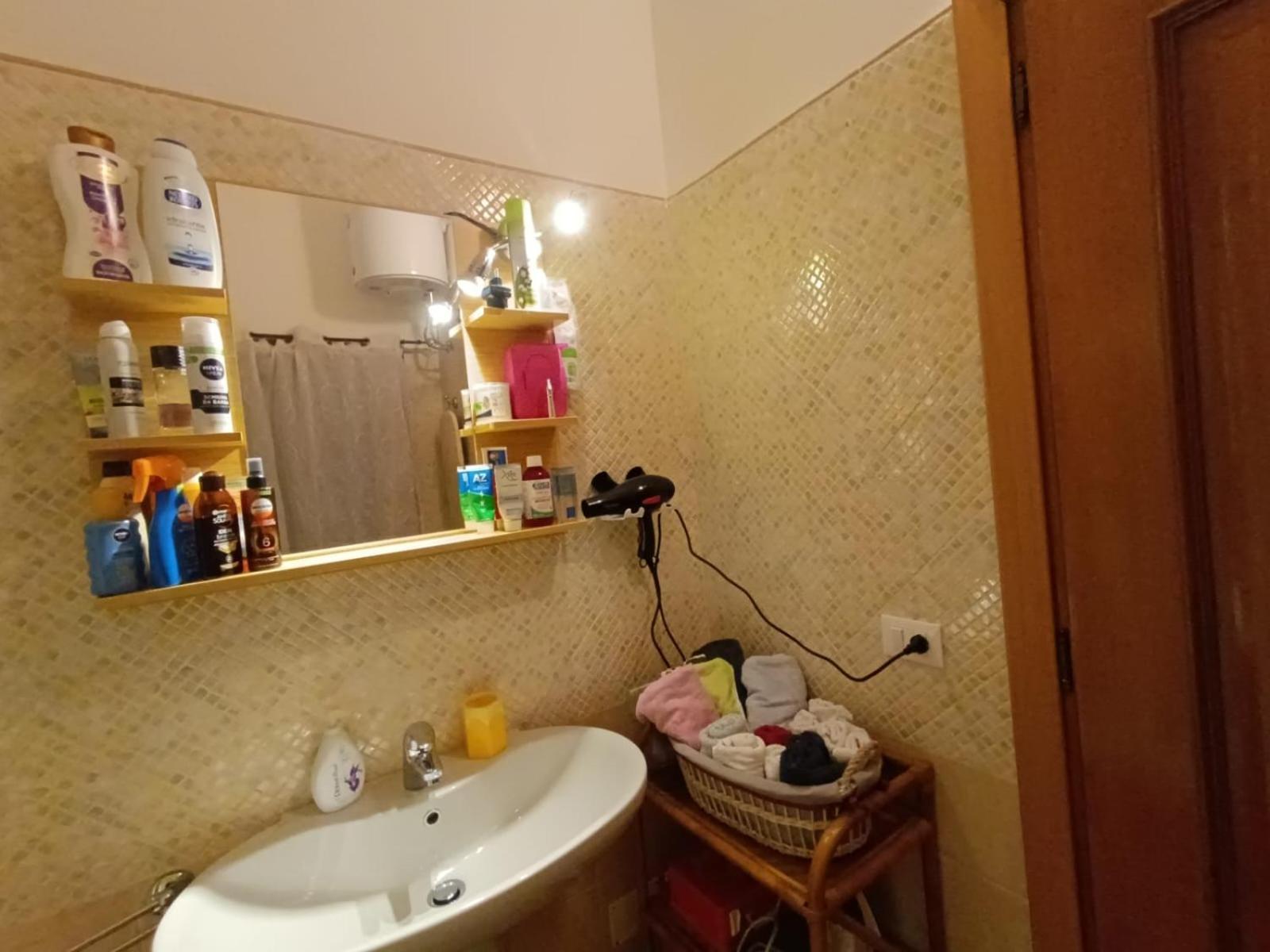 Orchidea Stanza Privata In Appartamento Condiviso "Sapori Di Mare" Cagliari Exteriér fotografie